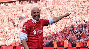 Liverpool's Arne Slot Faces Title Pressure After Transfer Window Disappointments - Premier League