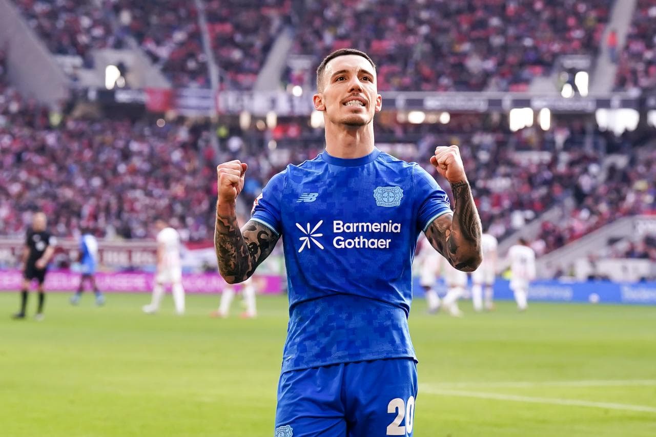 Martinez Plays Down Grimaldo Exit Talk at Leverkusen