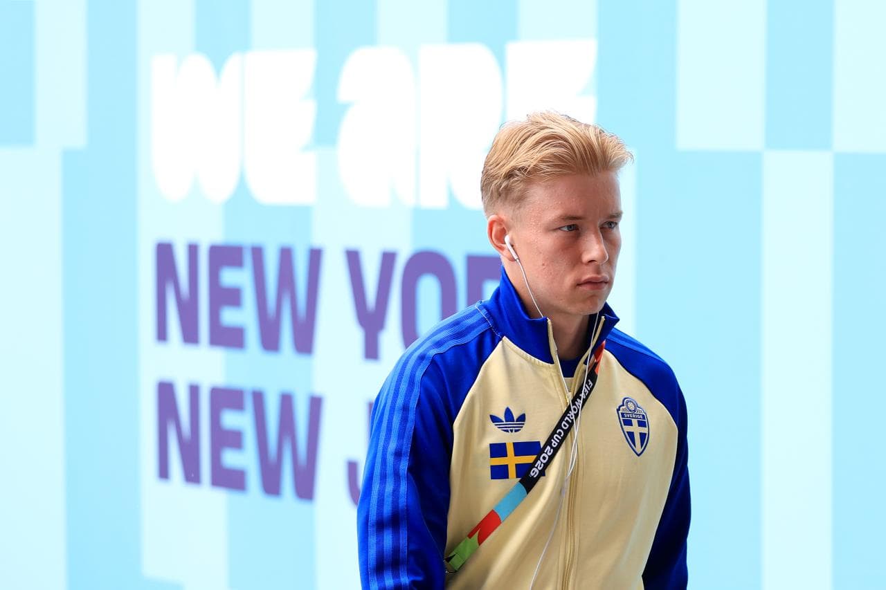 Liverpool, Arsenal Linked with Dortmund’s Daniel Svensson