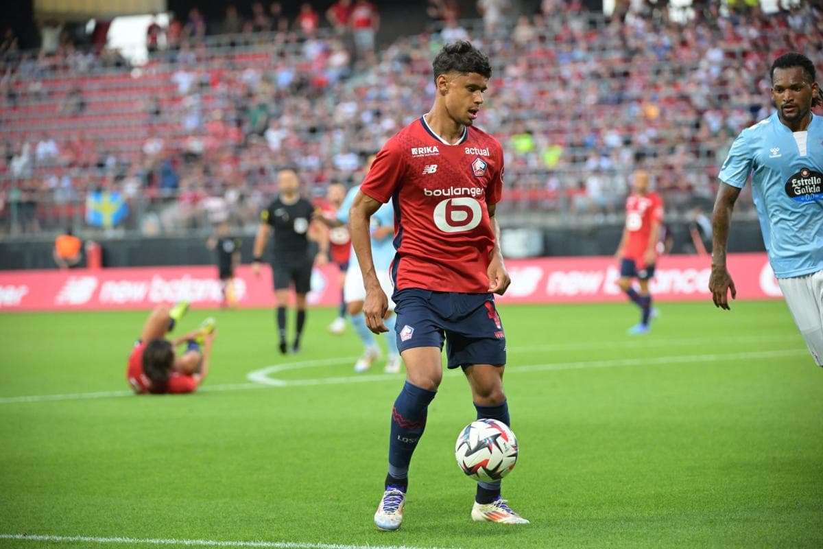 Burnley Sign Lille Midfielder Ugo Raghouber for €5m