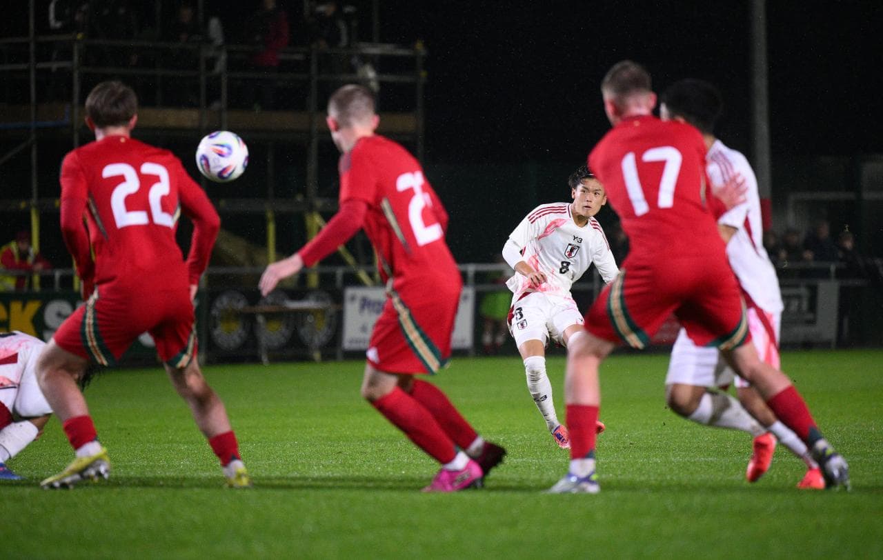 Dortmund Secure Loan Deal for Young Japanese Midfielder Yamamoto