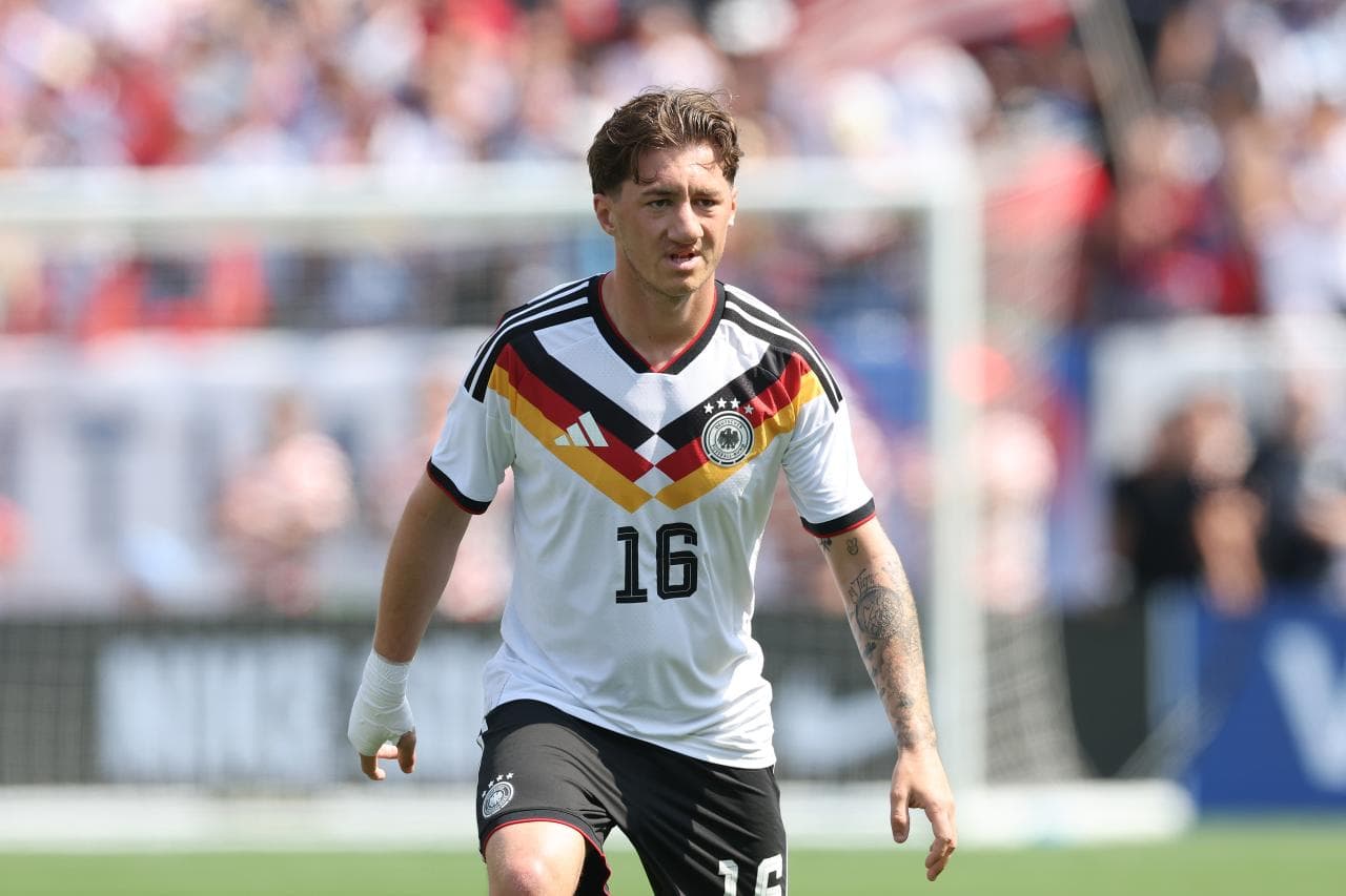 Newcastle in Talks for Stuttgart Midfielder Angelo Stiller - Bundesliga