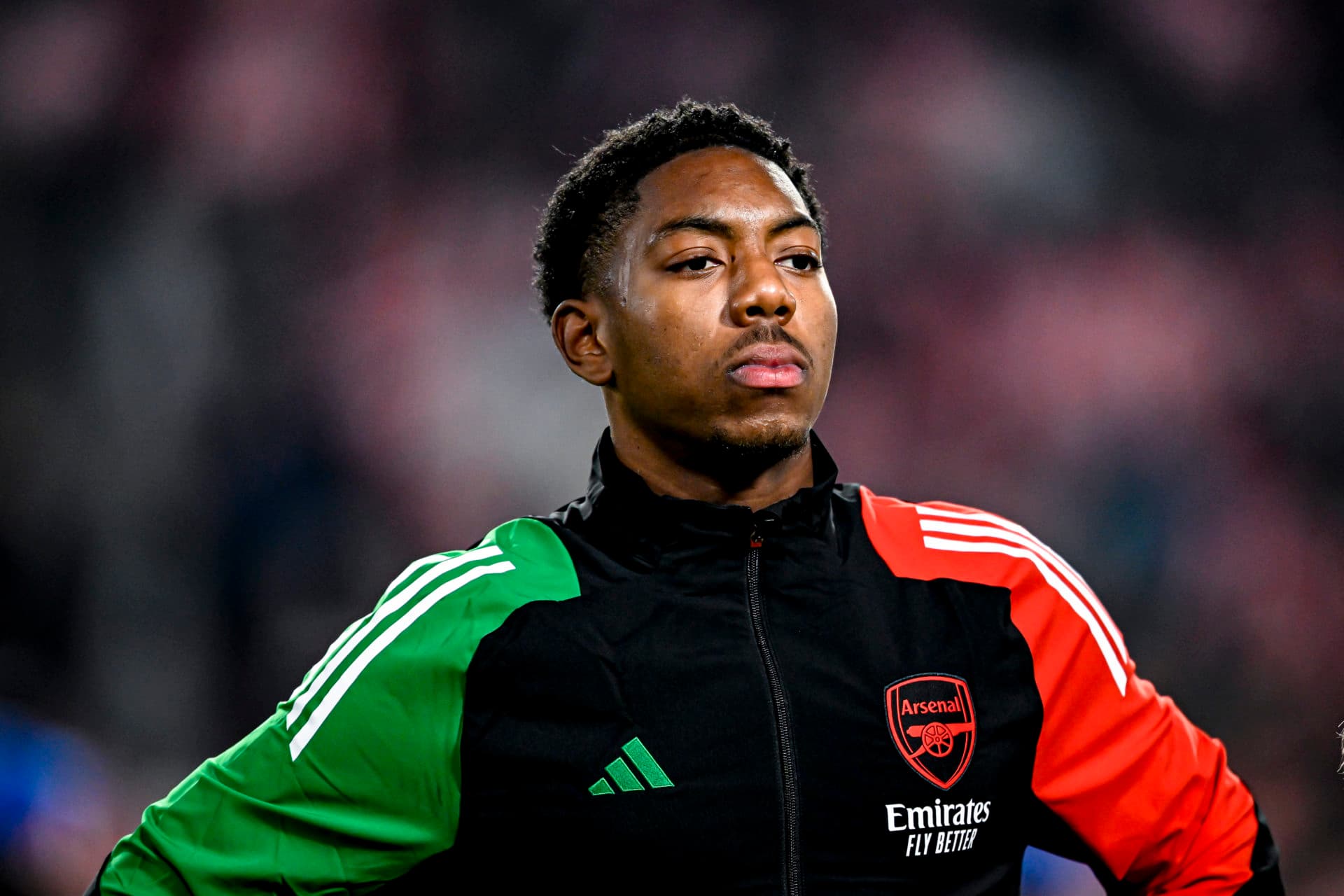 Manchester United consider Myles Lewis-Skelly amid midfield and contract moves