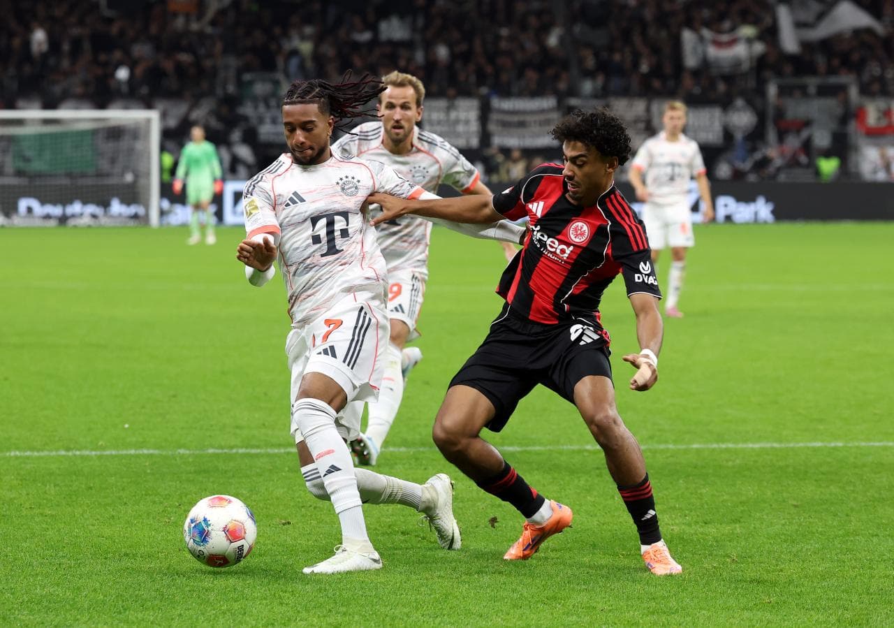 Bayern Munich Step Up Pursuit of Eintracht Frankfurt's Nathaniel Brown