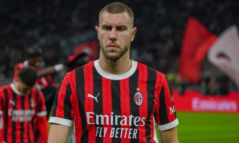 Chelsea Eye AC Milan's Pavlovic in Potential €40m Move