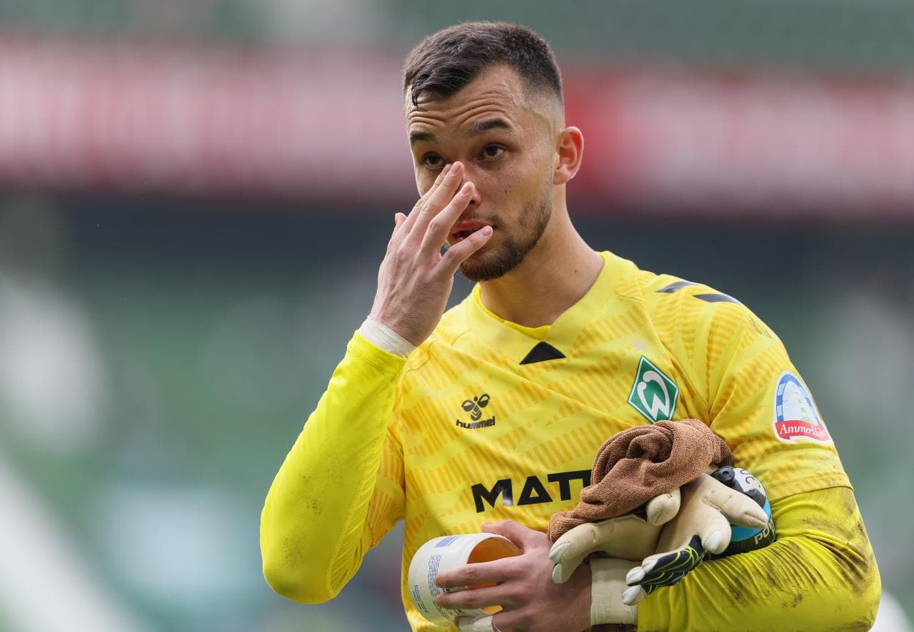 Freiburg Set to Sign Bremen Goalkeeper Backhaus for €15m