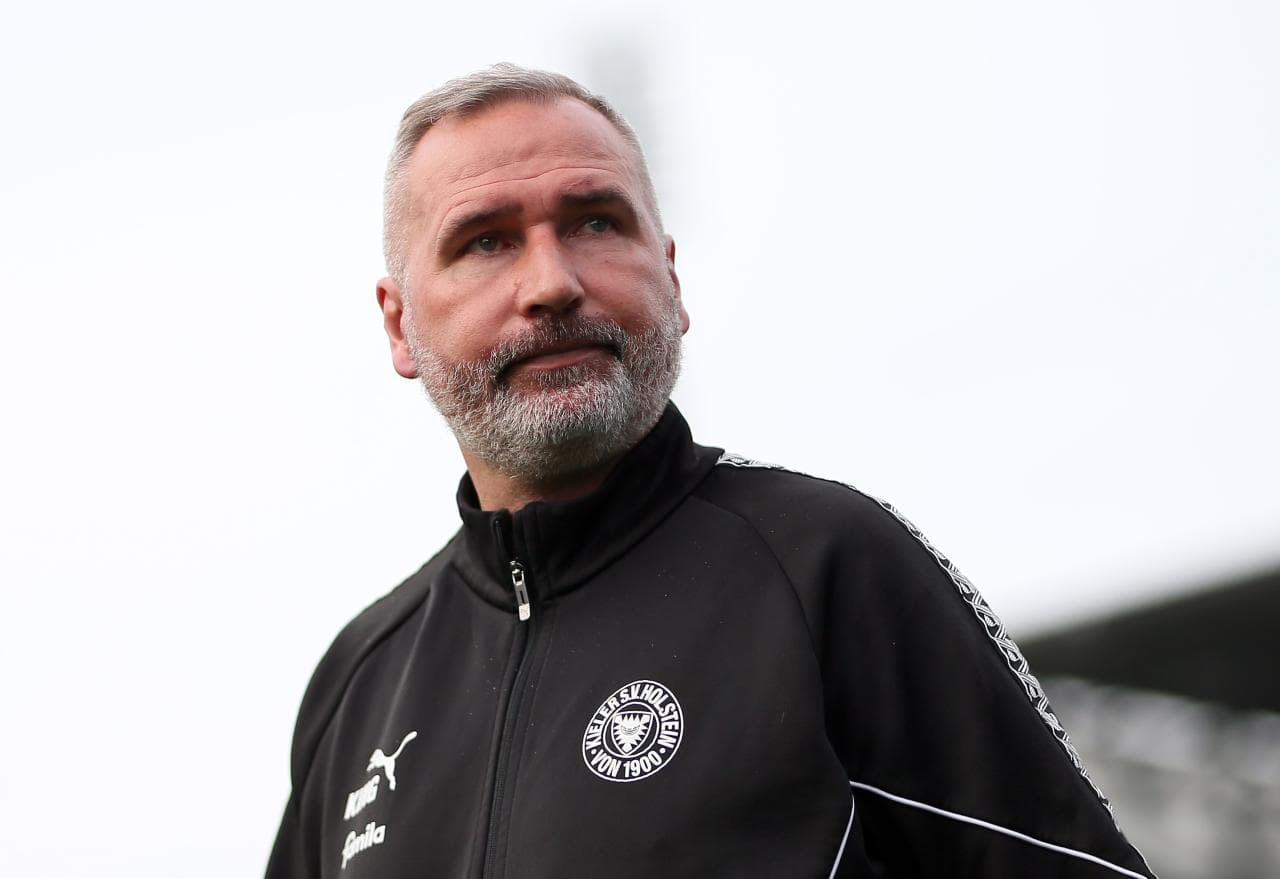 Tim Walter Rejects Wolfsburg to Stay at Holstein Kiel