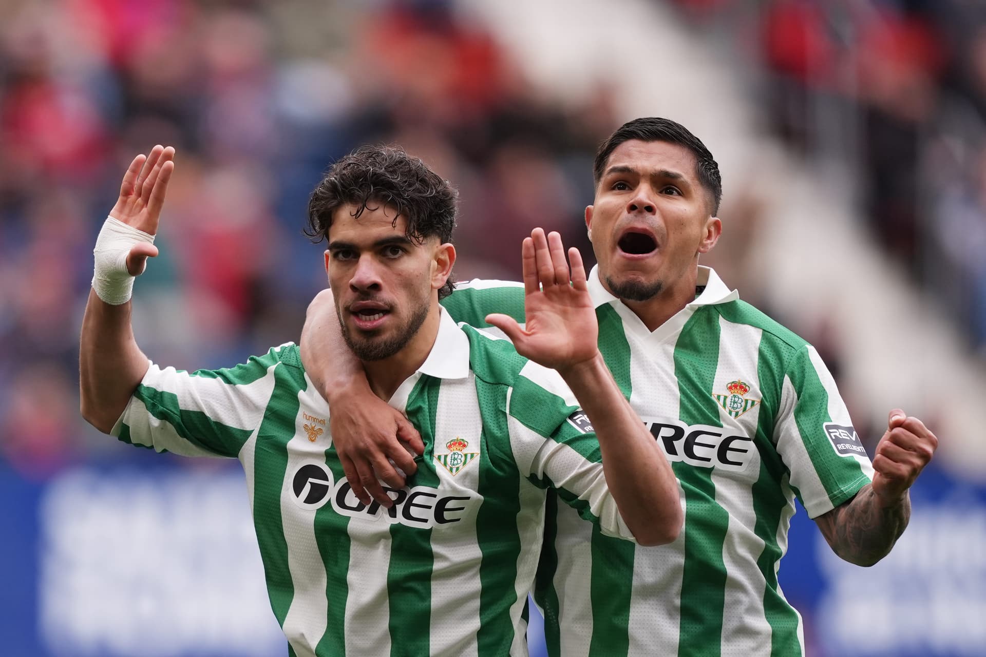 Barcelona Enquire About Real Betis Winger Ez Abde