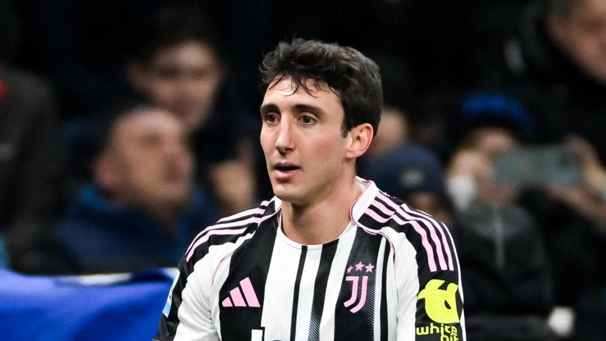 Barcelona and Chelsea Interested in Juventus' Cambiaso