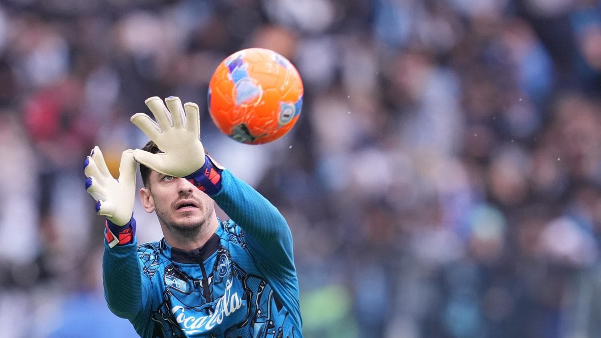 Meret Future Uncertain at Napoli, Kovar Emerges as Potential Target