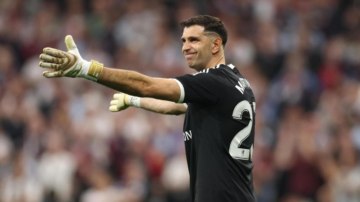 Juventus Pursue Aston Villa's Martinez, Seek Wage Compromise