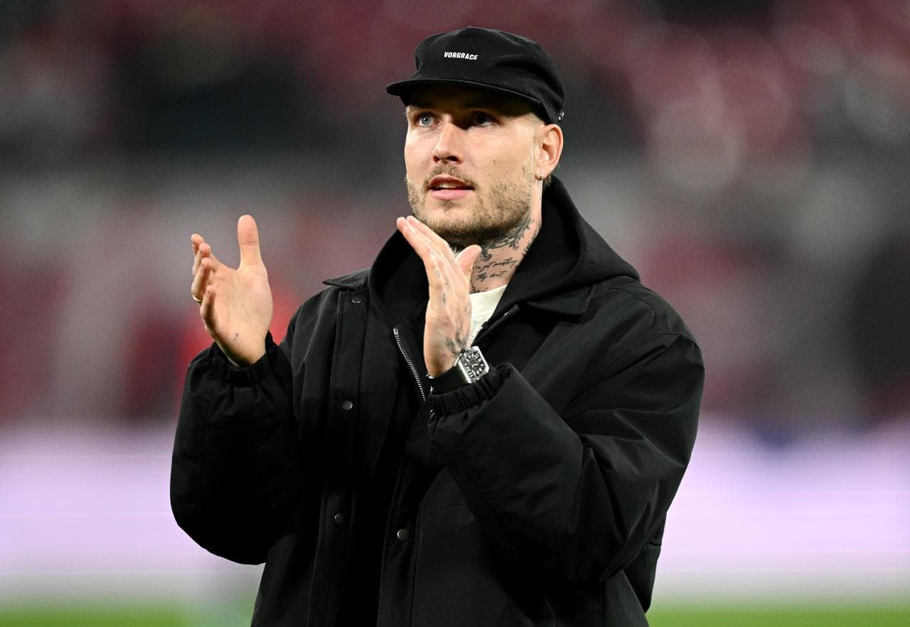 Raum 'tempted' by Premier League move, awaits offer
