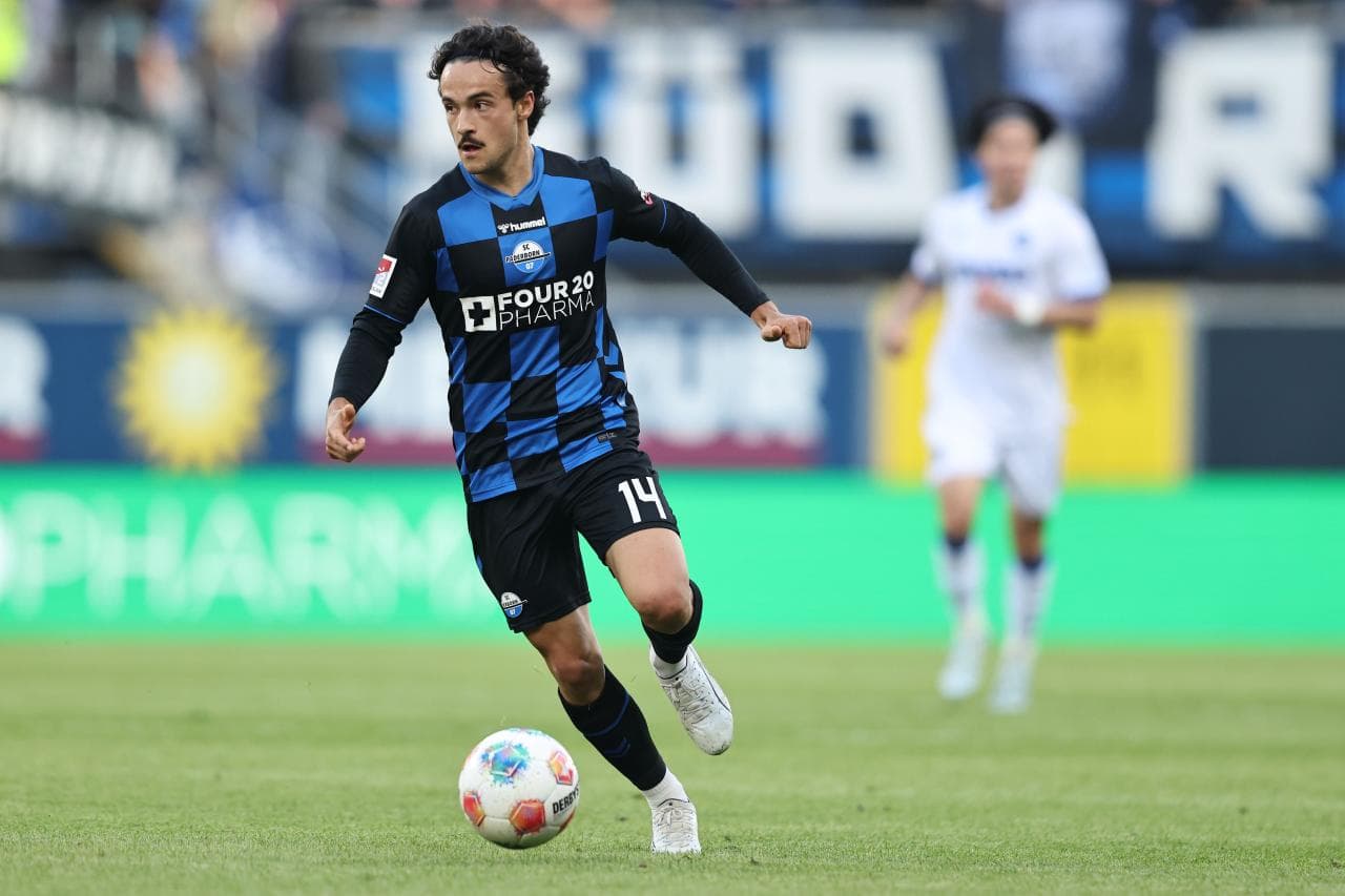 Schalke Pursue Paderborn Winger Mika Baur
