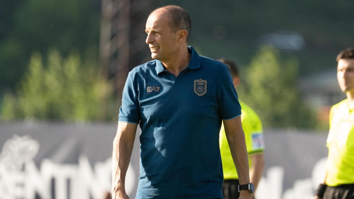 Allegri Suffers Defeat in Napoli Debut