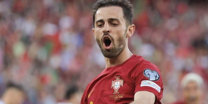 Bernardo Silva closing in on Barcelona move as Juventus hopes fade