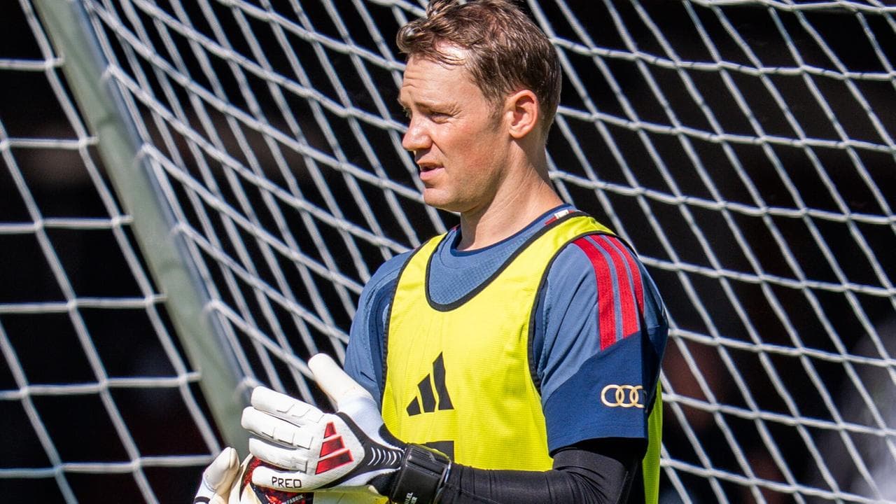 Neuer Hints at Retirement After 21-Year Career