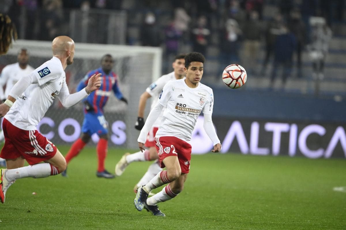 Schalke 04 Eyeing Move for Lugano Midfielder Cimignani