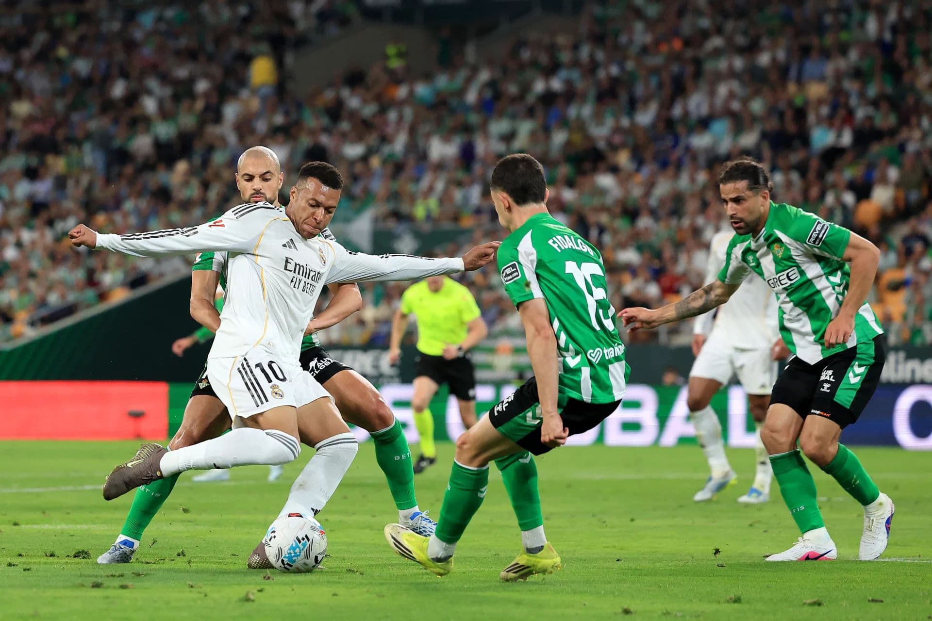 Mbappe Camp Disputes Reports of Real Madrid Tension