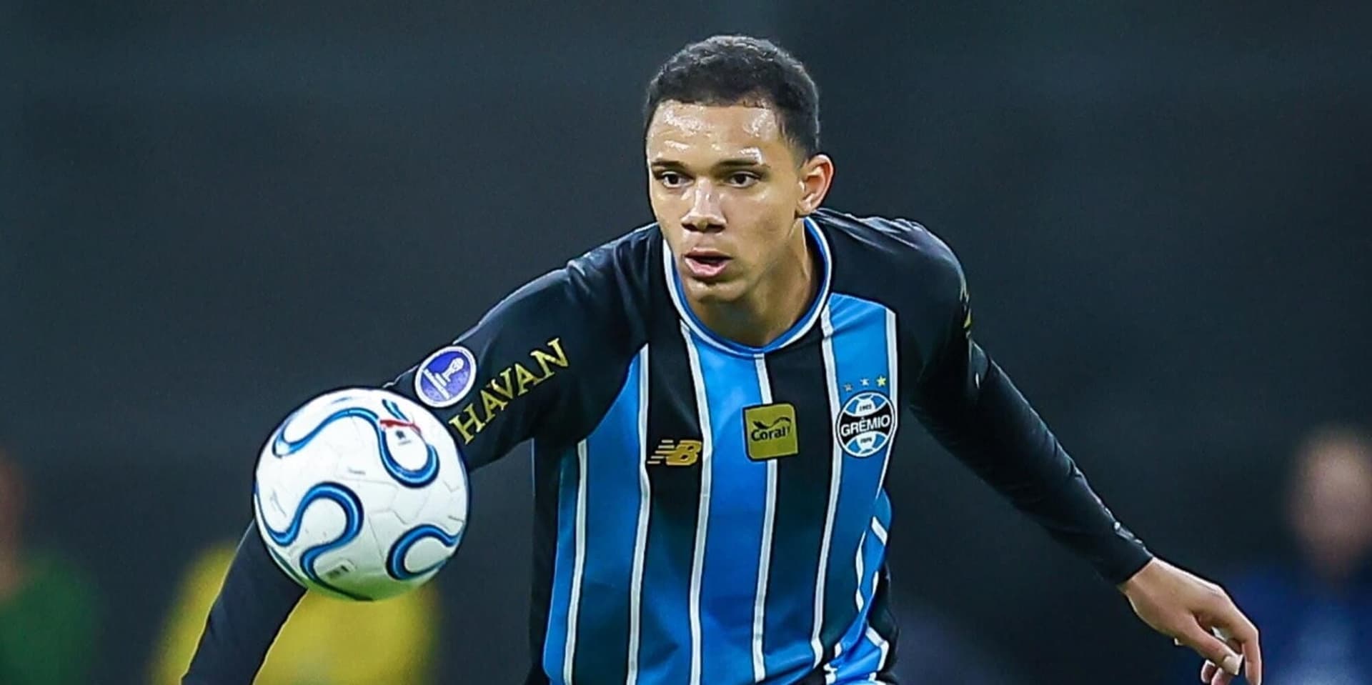 Fiorentina Agree Deal to Sign Gremio Defender Viery